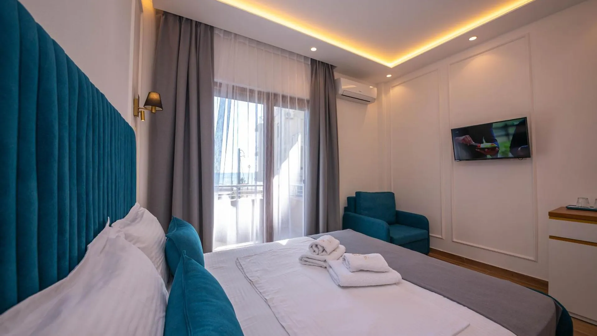 ***  Hotel Vila Misiri Durres Albania