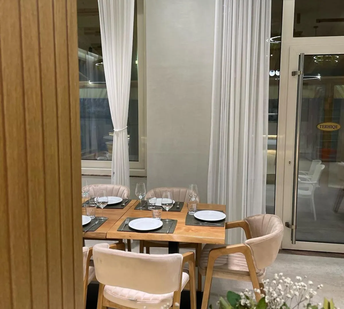 Hotel Vila Misiri Durres