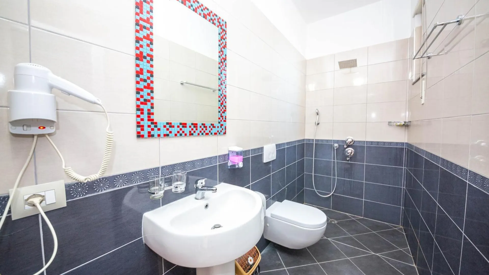 Hotel Vila Misiri Durres